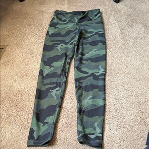 Girls' Camo Performance Leggings - Green Camouflage